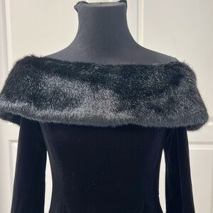 Tadashi faux fur and velvet off the shoulder vintage top size 8